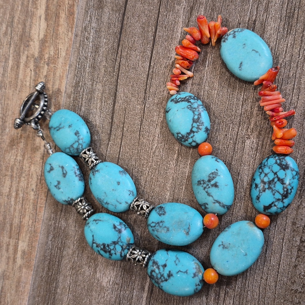 Vintage Turquoise Howlite & Orange Coral Beaded Silver Tone Statement Necklace - Picture 5 of 9
